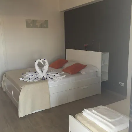 Vista Sul Mare Bed & Breakfast 3*