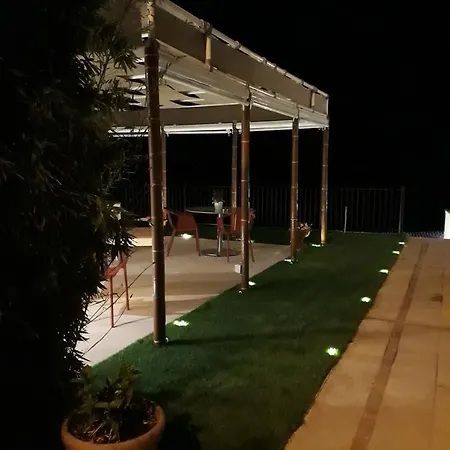 Vista Sul Mare Bed & Breakfast 3*