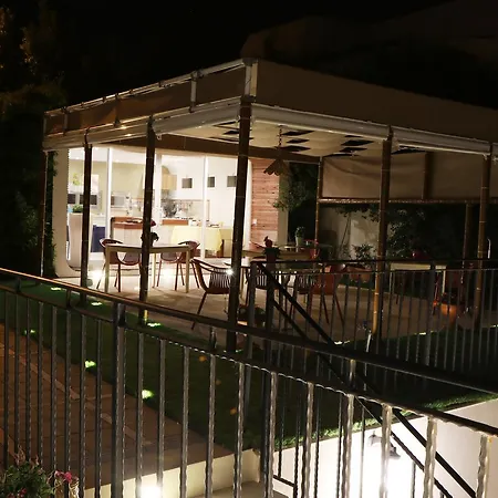 Vista Sul Mare Bed & Breakfast 3*