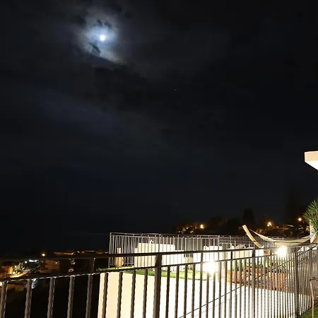 Vista Sul Mare Bed & Breakfast 3*