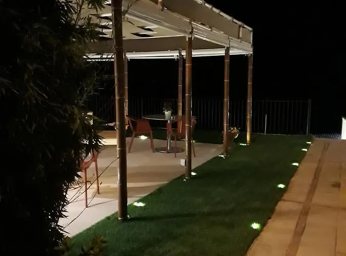 Vista Sul Mare Couette-café 4*